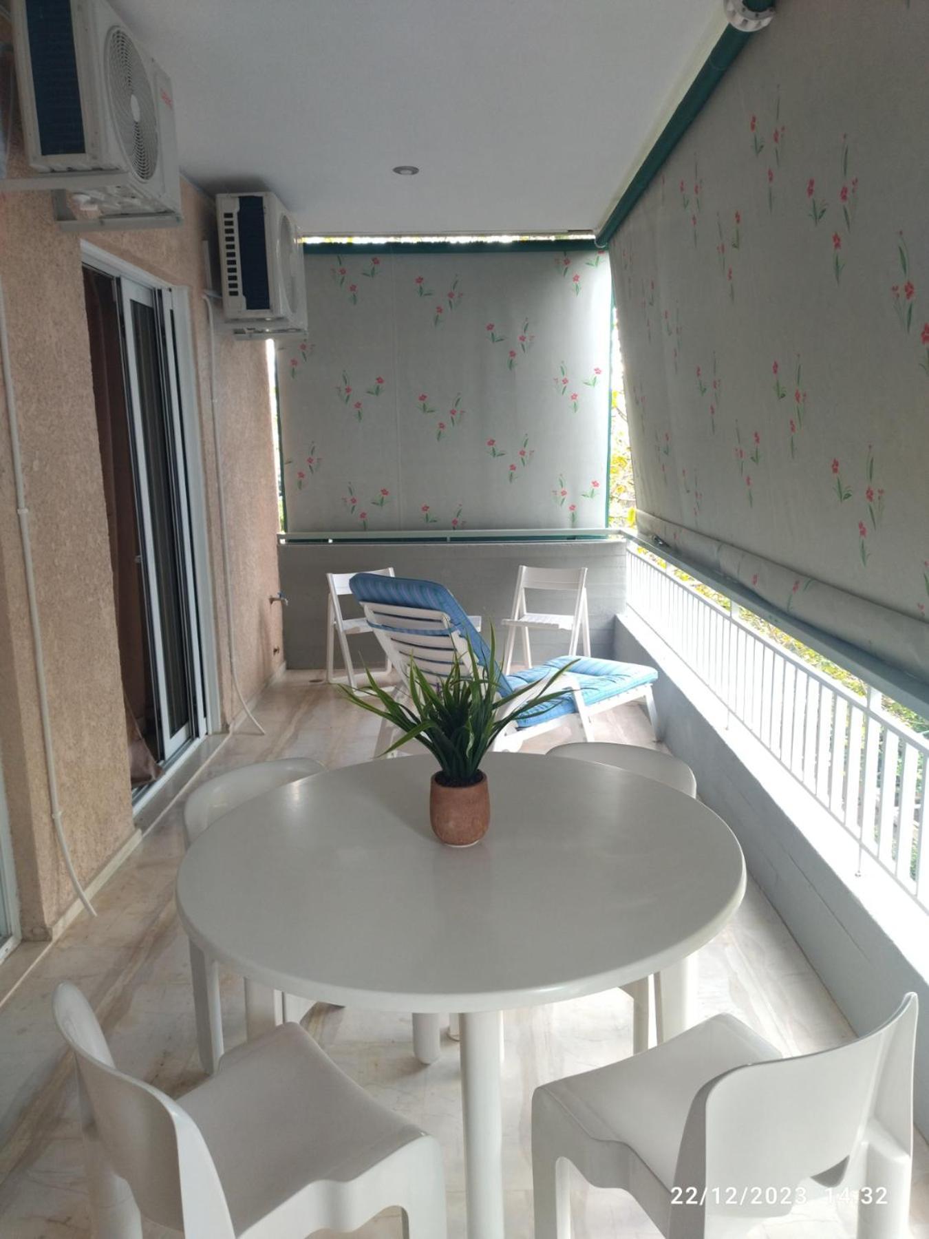 Swan Paradise Glyfada Apartment Ateny Zewnętrze zdjęcie