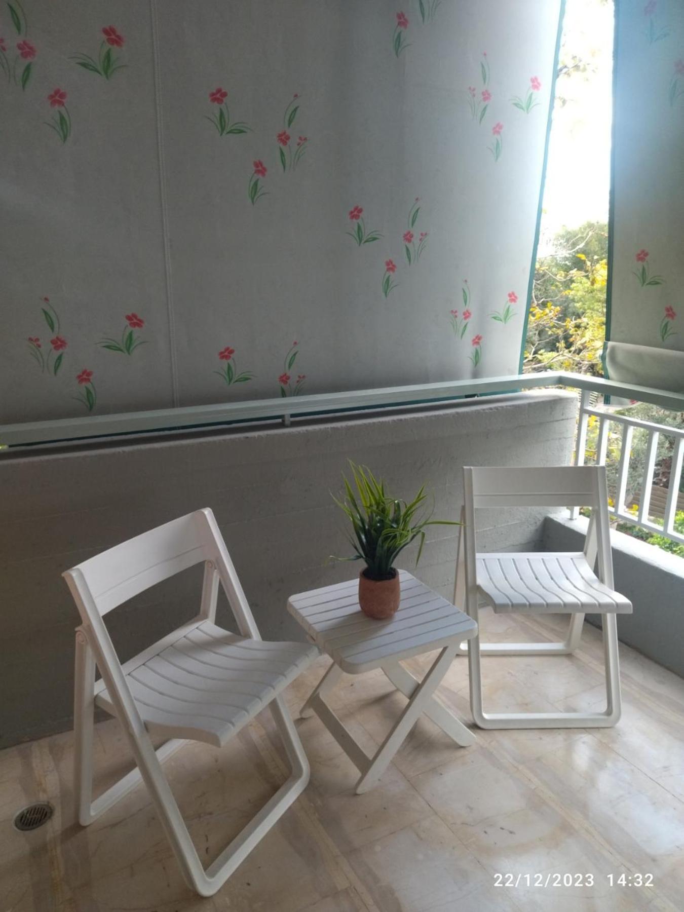Swan Paradise Glyfada Apartment Ateny Zewnętrze zdjęcie